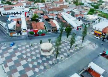 Diante dos novos casos de Covid-19 e o grande número de pessoas em monitoramento comércio e igrejas serão fechados novamente