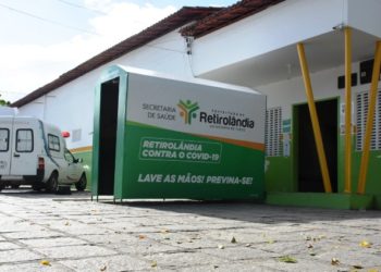 No dia que a Prefeitura de Retirolândia instalou túneis para desinfecção, surgiram 4 novos casos de Covid-19