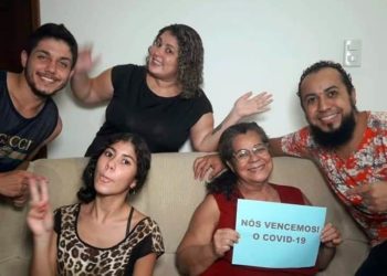 Valente: família comemora saída do isolamento domiciliar após se recuperar da Covid-19 (Vídeo)