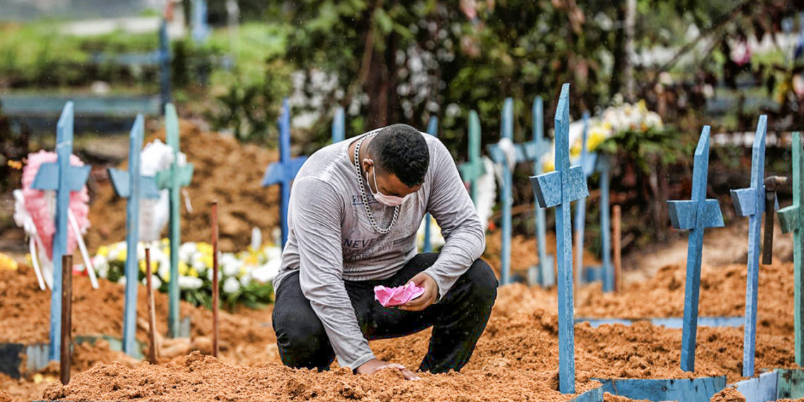 Covid-19: país bate recorde de mortes e casos confirmados notificados