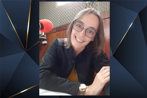 Vídeo: Radialista Vilmara de Assis relata como é apresentar o programa em tempo de isolamento social