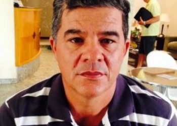 Com Covid, vereador ameaça servidora que o pediu para não andar na rua