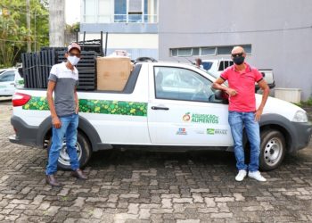 Conceição do Coité, Irecê e Tanque Novo recebem veículos e equipamentos do PAA