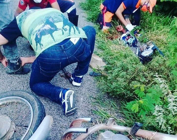 Dois homens ficam feridos em acidente na BR 324. Um deles em estado grave