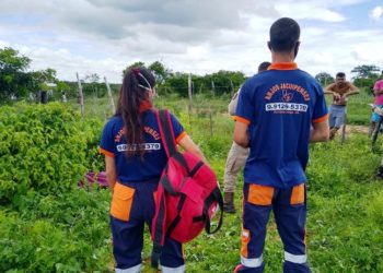 Corpo de jovem é encontrado com marcas de tiros em matagal na zona rural de Riachão do Jacuípe