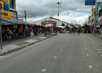 Feira livre retorna apenas com comerciantes locais