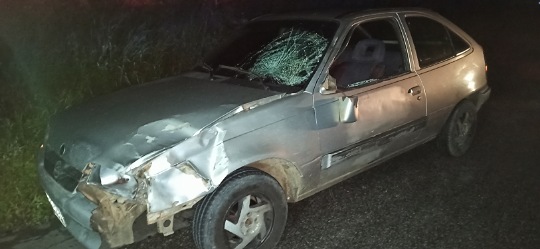 Homem morre atropelado ao tentar sinalizar rodovia após caçamba que dirigia apresentar problemas mecânicos