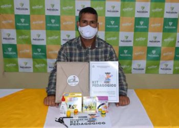 Secretaria de Educação faz entrega de 500 unidades de Kit Pedagógico