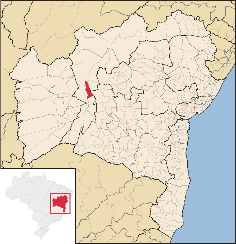 Ibotirama cujo mapa aparece destacado em vermelho é cortado pela BR 242 e pelo Rio São Francisco