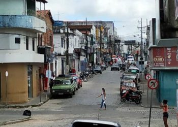 Coité – Novo decreto municipal indica abertura do comércio de produtos essenciais até às 16h e toque de recolher a partir das 19h