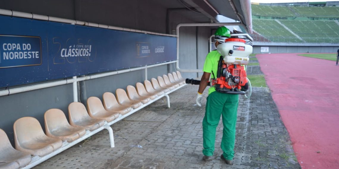 Pituaçu passa por desinfecção antes da partida entre Bahia e Náutico pela Copa do Nordeste, marcada para quarta-feira, 22
