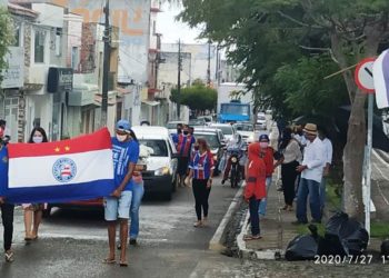 Corpo de torcedor símbolo do Bahia é sepultado em Coité