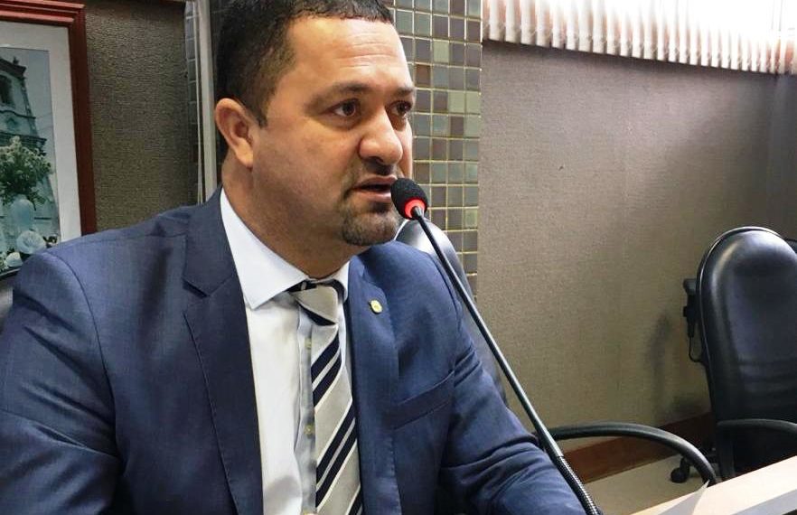 PL do deputado Osni sobre desenvolvimento sustentável da pesca e das mulheres marisqueiras é tema de debate online nesta quarta (15)