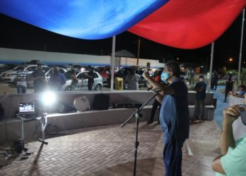 Prefeito Marcos Adriano inaugura Praça Catiana Gordiano pelo método Drive-In para evitar aglomeração