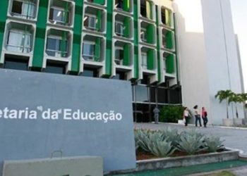 Secretária da Educação do Estado emite nota de esclarecimento sobre retomada do ano letivo