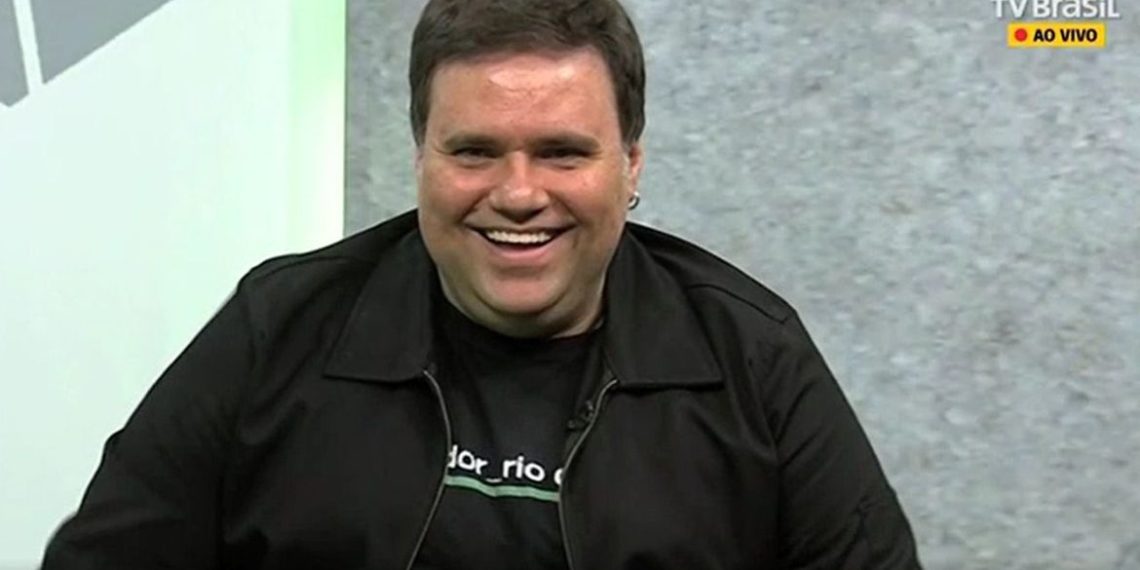 Apresentador e jornalista Rodrigo Rodrigues morre aos 45 anos