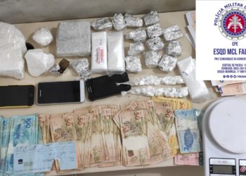 Mulher e filho são presos após tentativa de subornar policiais