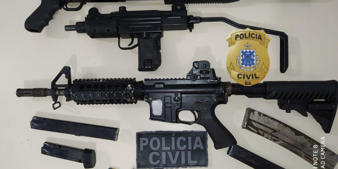 DRFR de Feira apreende fuzil, metralhadora e 100 kg de drogas