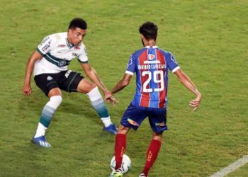 Bahia aproveita o bom primeiro tempo e marca o gol da vitória sobre o Coritiba