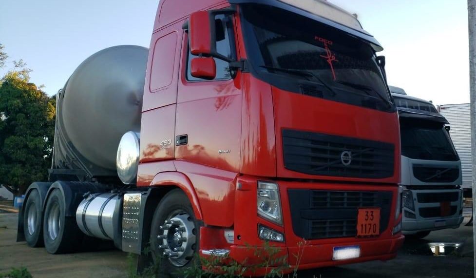 Sefaz intercepta nova carreta de combustível com nota fraudada em Vitória da Conquista