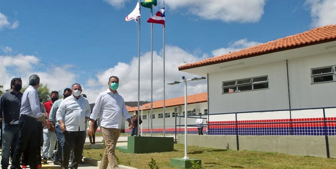 Em Campo Formoso, Rui entrega escola para comunidade quilombola e inaugura parque ecológico