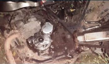 Acidente envolvendo moto e caminhão deixa dois mortos na BR 110
