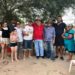 Prefeito de Queimadas descumpre o próprio decreto e aparece posando para fotos em grupos e sem máscara