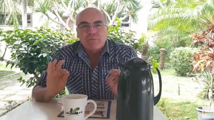 Ponto do Cafezinho revive carreatas e comícios de eleições passadas e algumas ‘figuras’ engraçadas do meio político