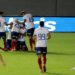 Com dois gols de zagueiros Bahia vence o Bragantino e segue com 100% de aproveitamento