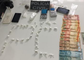 Agentes da Polícia Civil desarticulam mais um ponto de tráfico de drogas na cidade