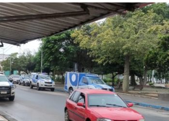 Dois moradores de rua são encontrados mortos a pedradas no centro de Senhor do Bonfim