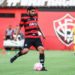 Zagueiro Wallace acerta retorno com o Vitória; será a terceira passagem pelo clube que o revelou