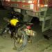 Motociclista morre ao colidir em fundo de carreta estacionada