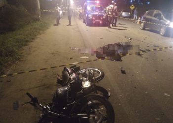 Colisão envolvendo duas motos deixa um morto e outro gravemente ferido na BA 409