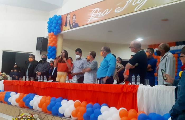 Daiane do Social é oficializada pré-candidata a prefeita em Várzea Nova