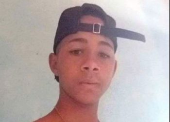 Jovem morre após ser esfaqueado dentro de bar em Queimadas