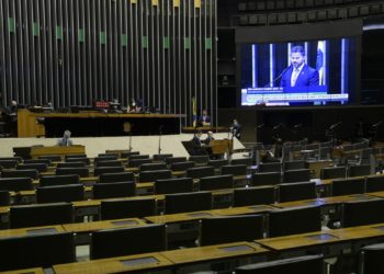 Senado aprova projeto de apoio às escolas particulares