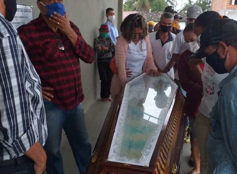 Sepultamento de Jeovane é marcado por homenagem ao som da sanfona