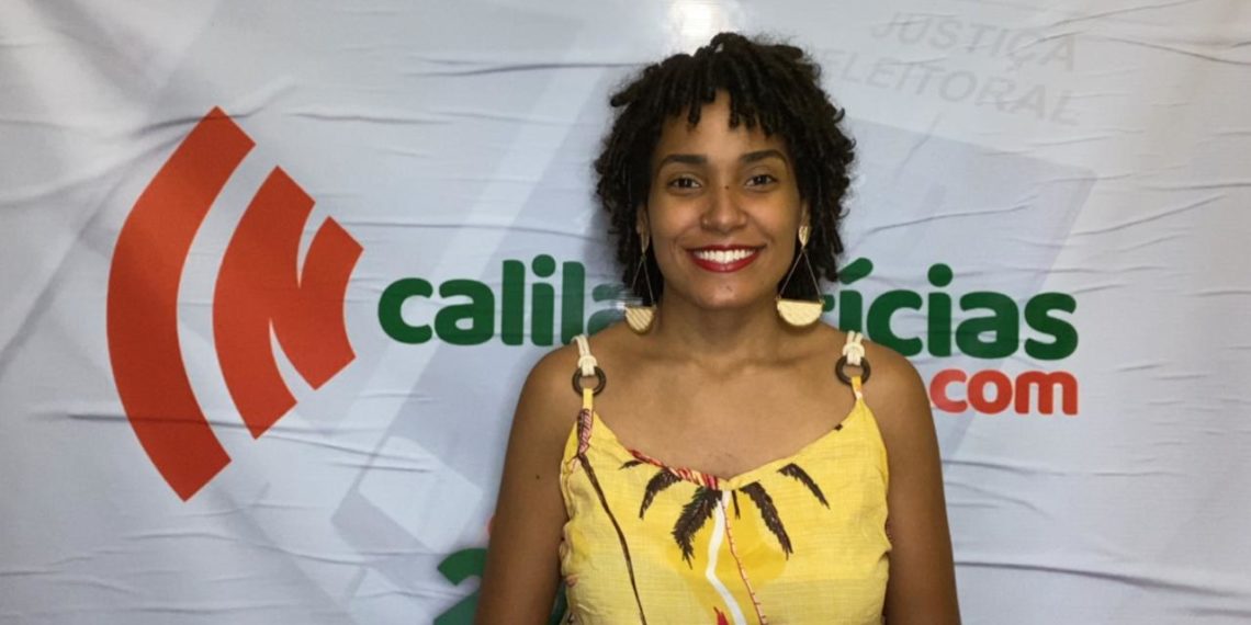 Candidatos a prefeito aproveitam feira livre para fazer corpo a corpo