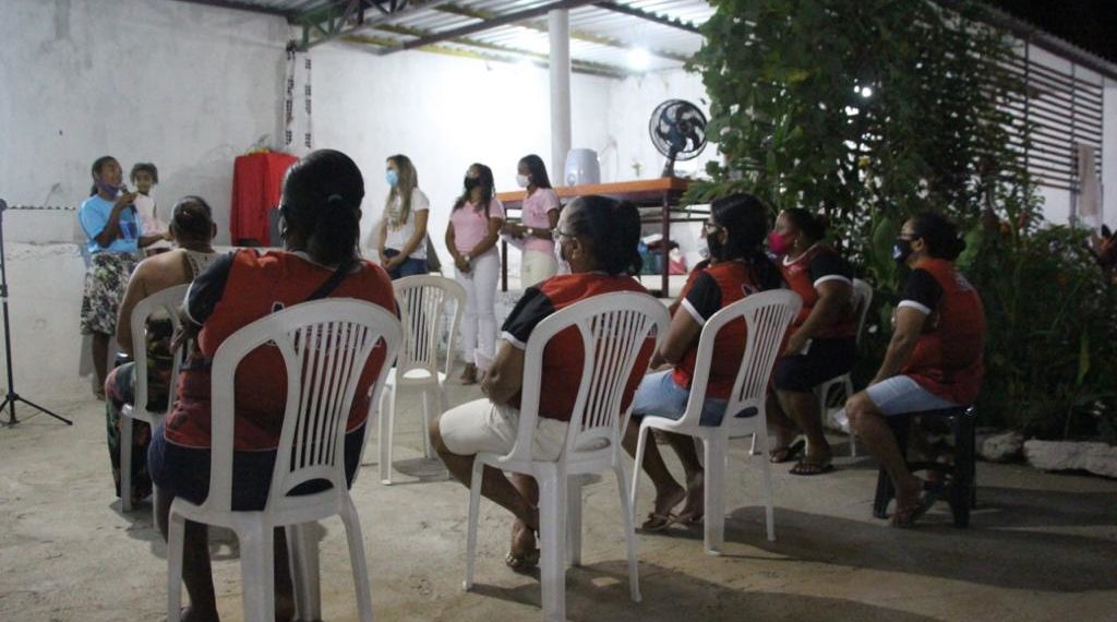 FARESI realiza ação social na Pampulha em comemoração ao Outubro Rosa