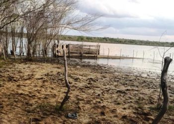 Adolescente de 13 anos morre afogado em açude