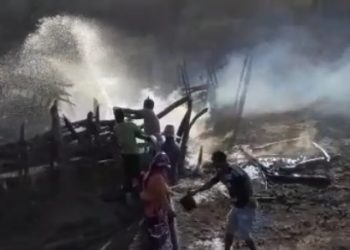 Brigada Anjos Jacuipenses controla incêndio na zona rural que ameaçava até residência