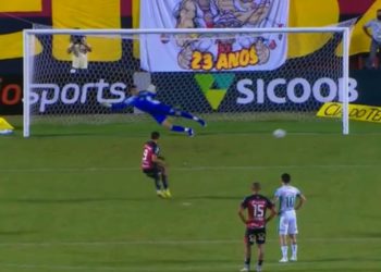 Série B – Vitória sai na frente, mas cede empate ao Guarani e chega a seis jogos sem vencer