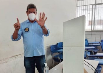 Colbert Martins (MDB) é eleito prefeito de Feira de Santana ao derrotar Zé Neto (PT)