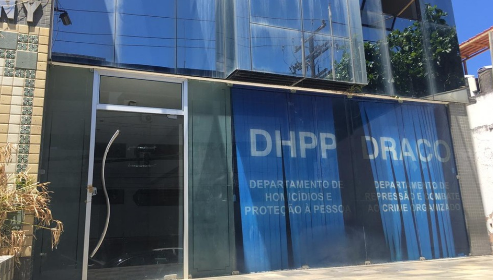 PM de folga reage a assalto, atira em bandido e é baleado