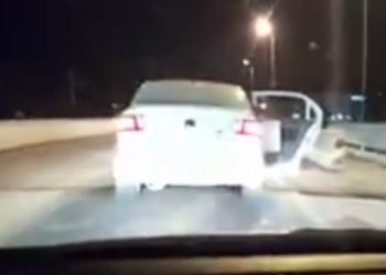 Homem é flagrado dirigindo com geladeira dentro do carro