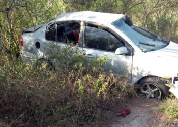 Capotamento de veículo na BA 120 deixa um morto