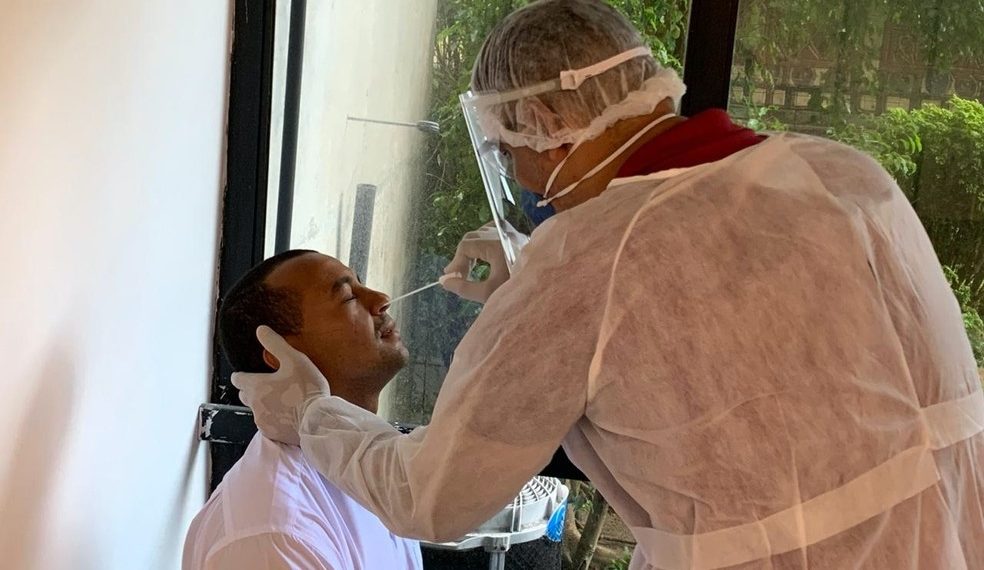 Prazo de validade pode levar governo federal a descartar 6,8 mi de testes da Covid-19