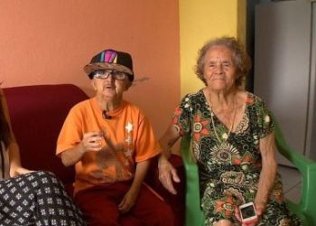 Mãe de Jotinha é internada com suspeita de contaminação pelo novo coronavírus
