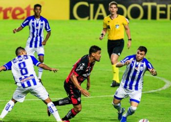 Série B – No último jogo do ano, Vitória perde para o CSA no Rei Pelé